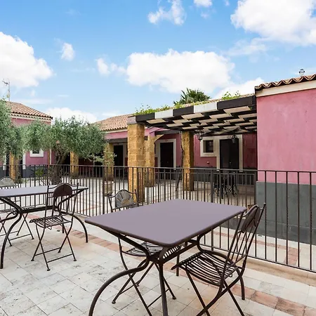 Holiday Home In Carlentini With Swimming Pool Garden Terrace *