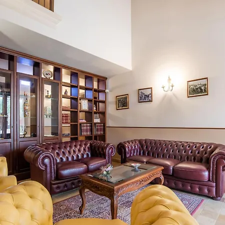 Holiday Home In Carlentini With Swimming Pool Garden Terrace *